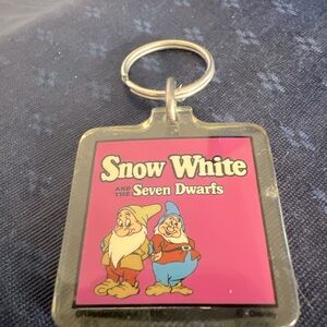 Vintage Snow White And Seven Dwarfs Keychain Plastic Gift Princess Disney